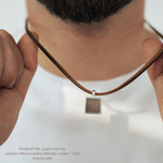 Charger l'image dans la galerie, Pendentif Mik
