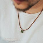 Charger l'image dans la galerie, Pendentif Mik
